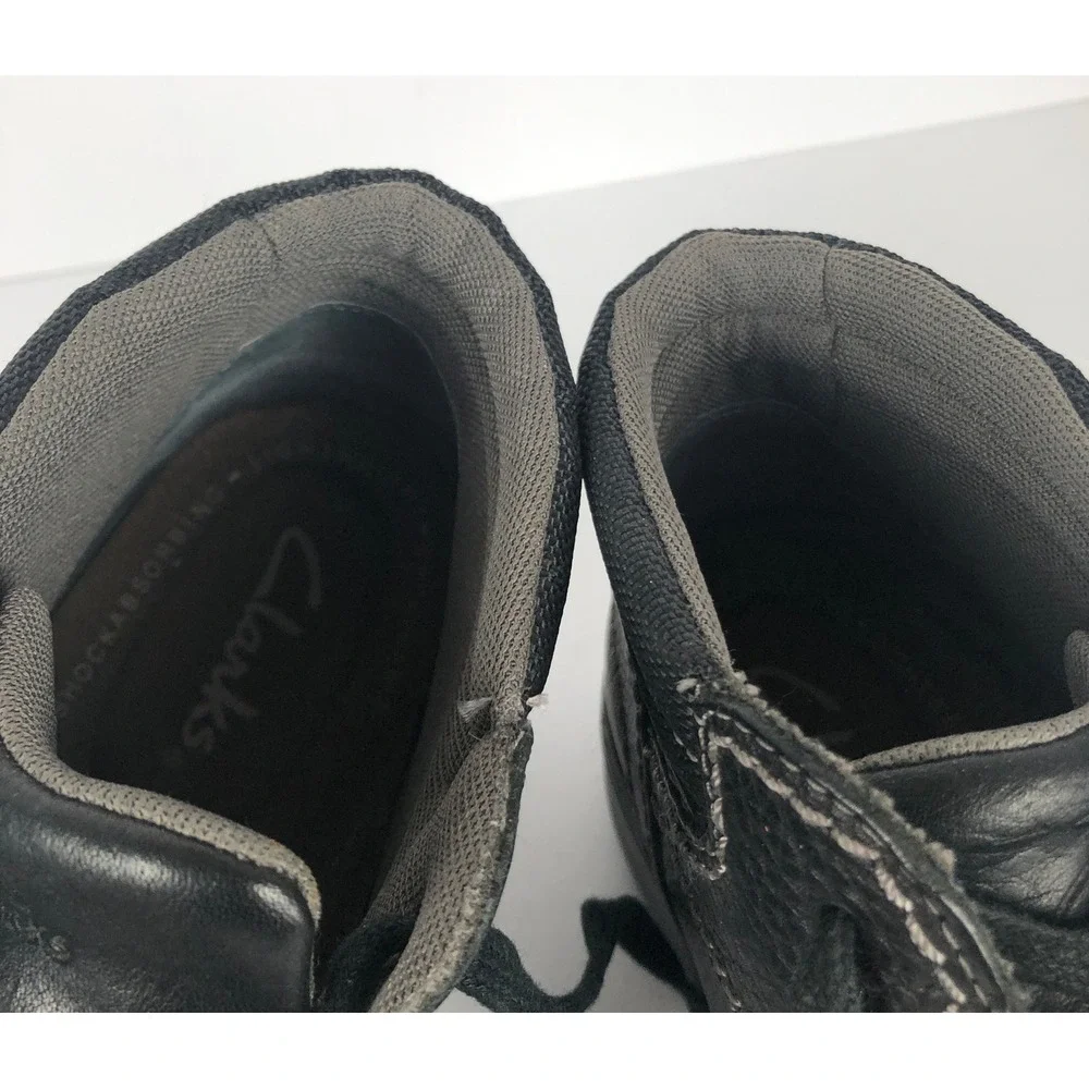 CLARKS Leather Lace Up Ankle Chukka Boots Moc Toe Sz 10.5 M Black Light 63310
